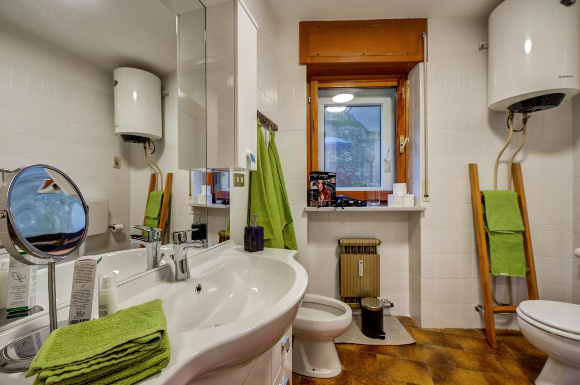 Snowflakes Retreat - Roomy Apartment With A View & Relax Solarium Cir 0133 샴폴루크 외부 사진
